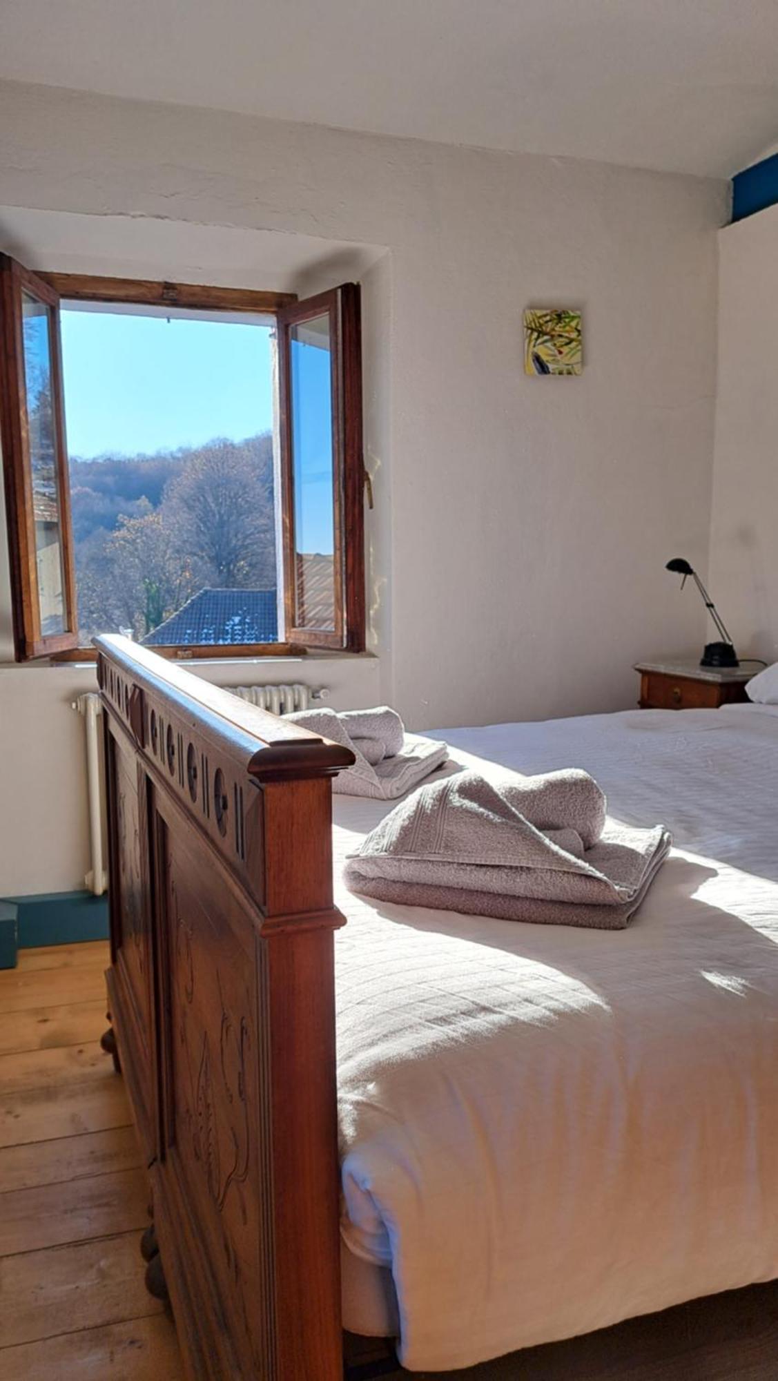 Appartamento Storico Con Giardino Soleggiato - B&B Via Rinaldi Arto Centonara Exterior foto